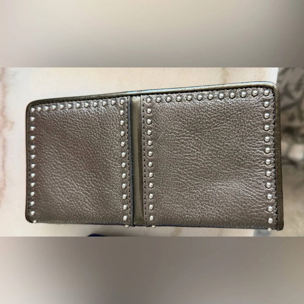 BRIGHTON Pretty Tough Collection
WALLET Leather, Studded Organizer Wallet. EUC⭐️ - Picture 5 of 13